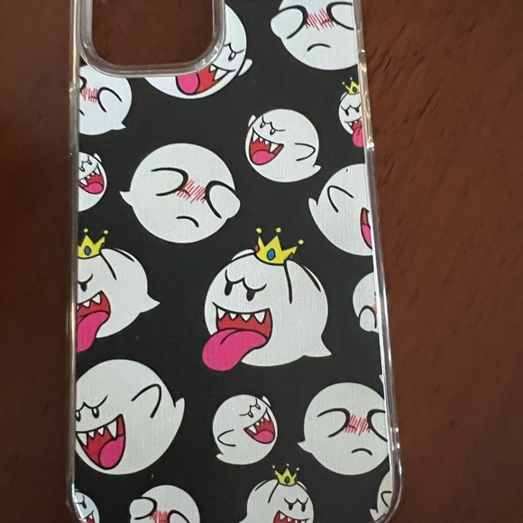 Several iPhone 12 Pro Max cell phone cases - Picture 13 of 14